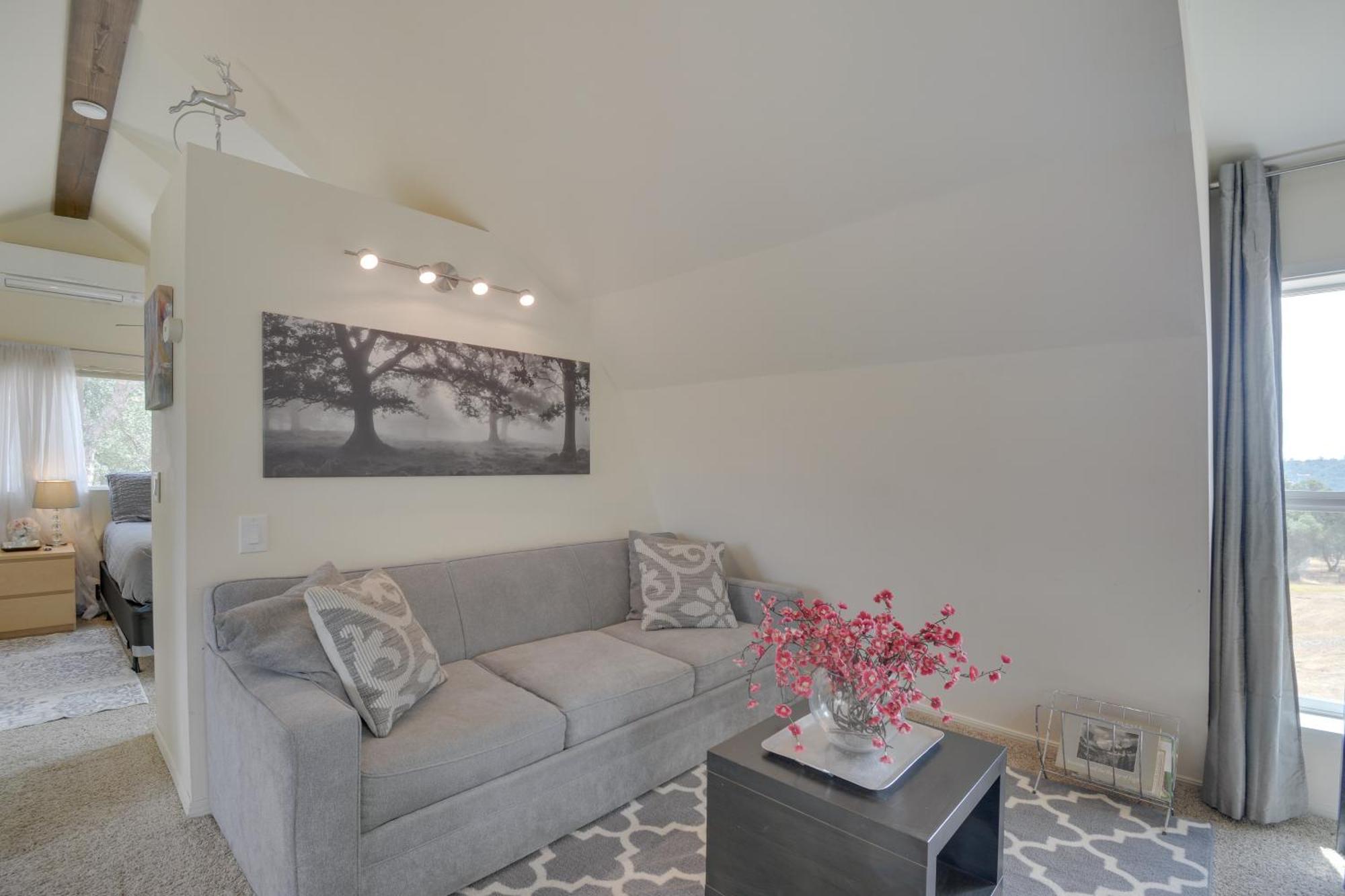 Mariposa Home Furnished Patio And Sierra Mtn Views Exterior photo