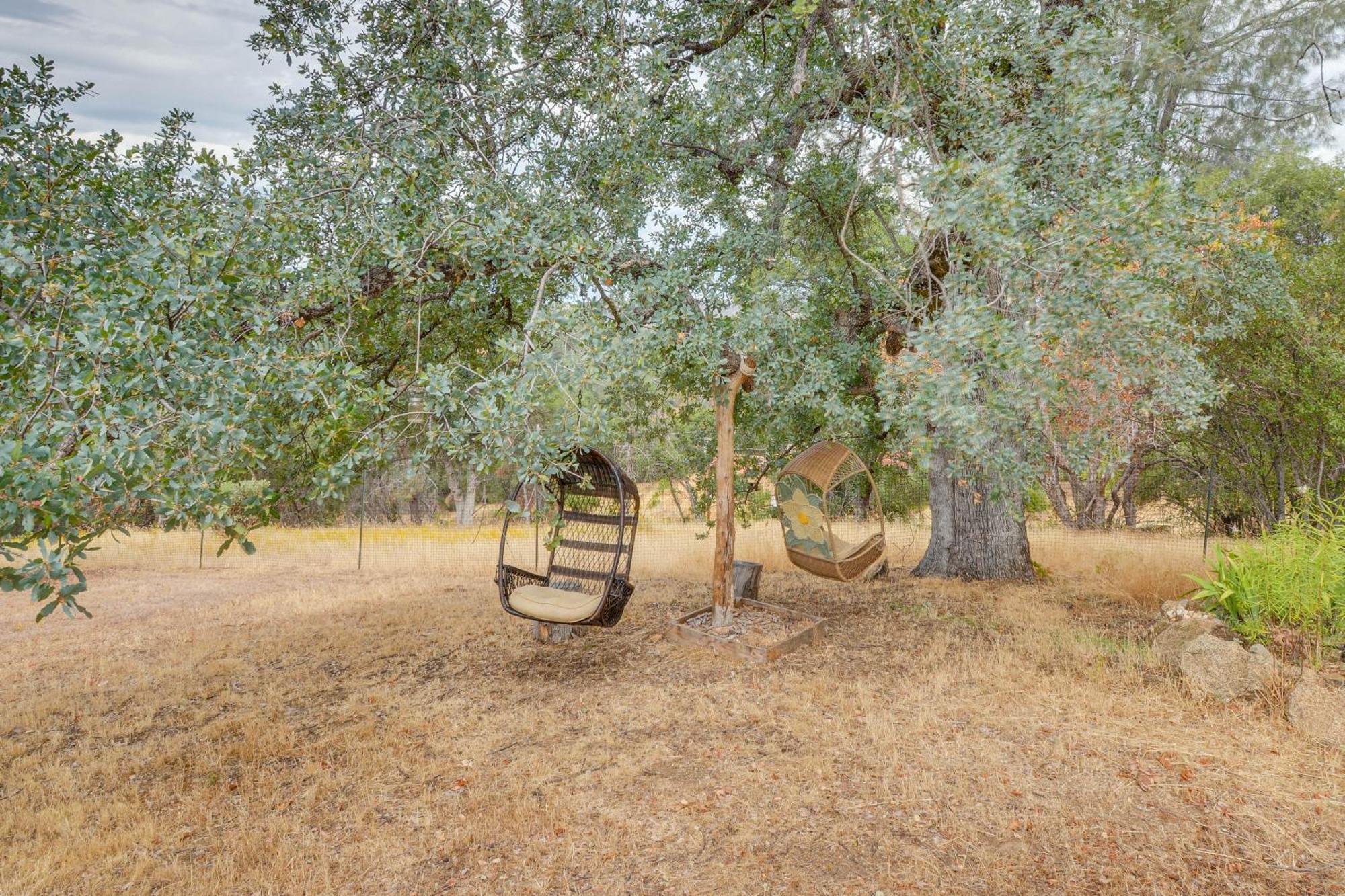 Mariposa Home Furnished Patio And Sierra Mtn Views Exterior photo